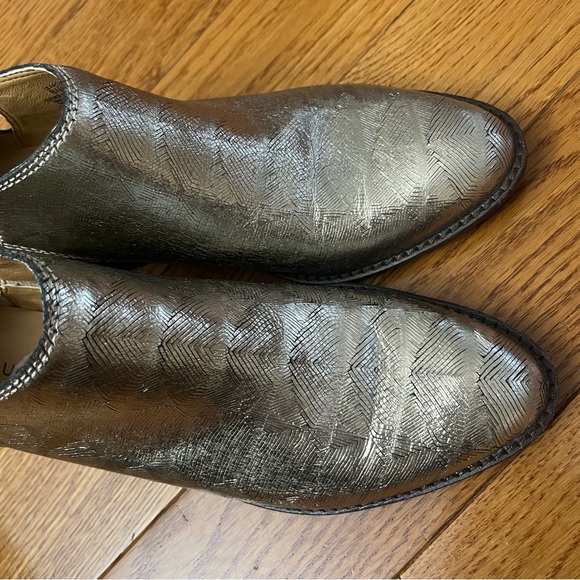 Lucky Brand Fayth 2 Metallic Bootie - Picture 6 of 12